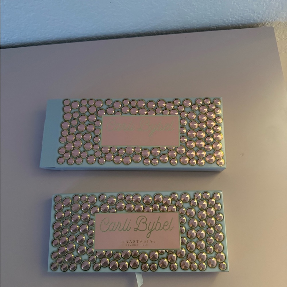 Anastasia Beverly Hills Carli Bybel Palette - Pink and Gold